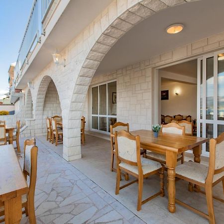 Hotel Buenavista Beach House Trogir Mastrinka Bagian luar foto
