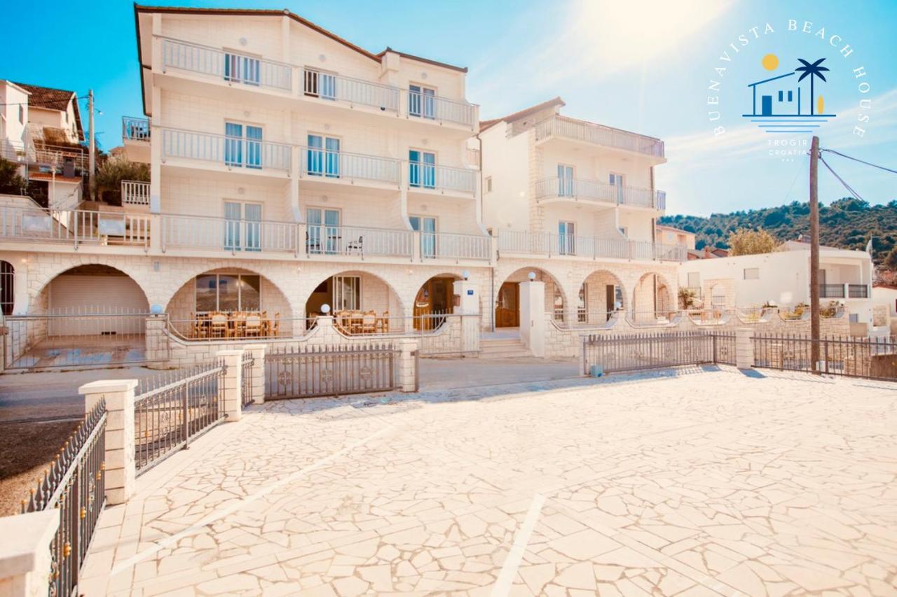 Hotel Buenavista Beach House Trogir Mastrinka Bagian luar foto