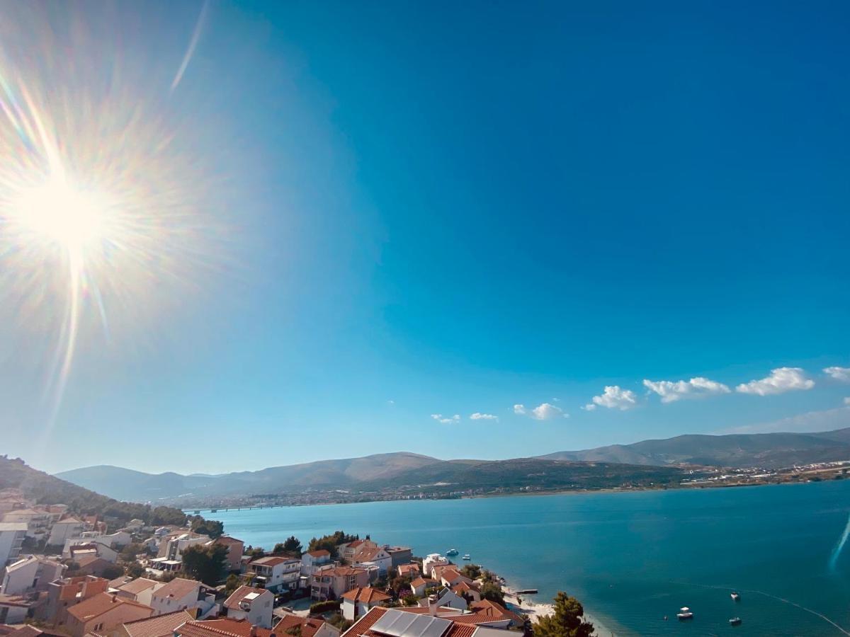 Hotel Buenavista Beach House Trogir Mastrinka Bagian luar foto