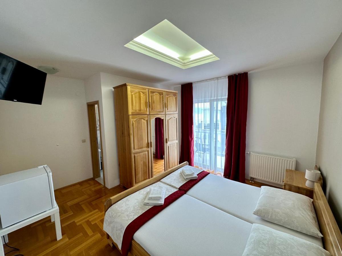 Hotel Buenavista Beach House Trogir Mastrinka Bagian luar foto