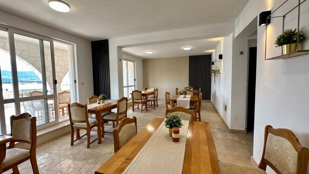 Hotel Buenavista Beach House Trogir Mastrinka Bagian luar foto