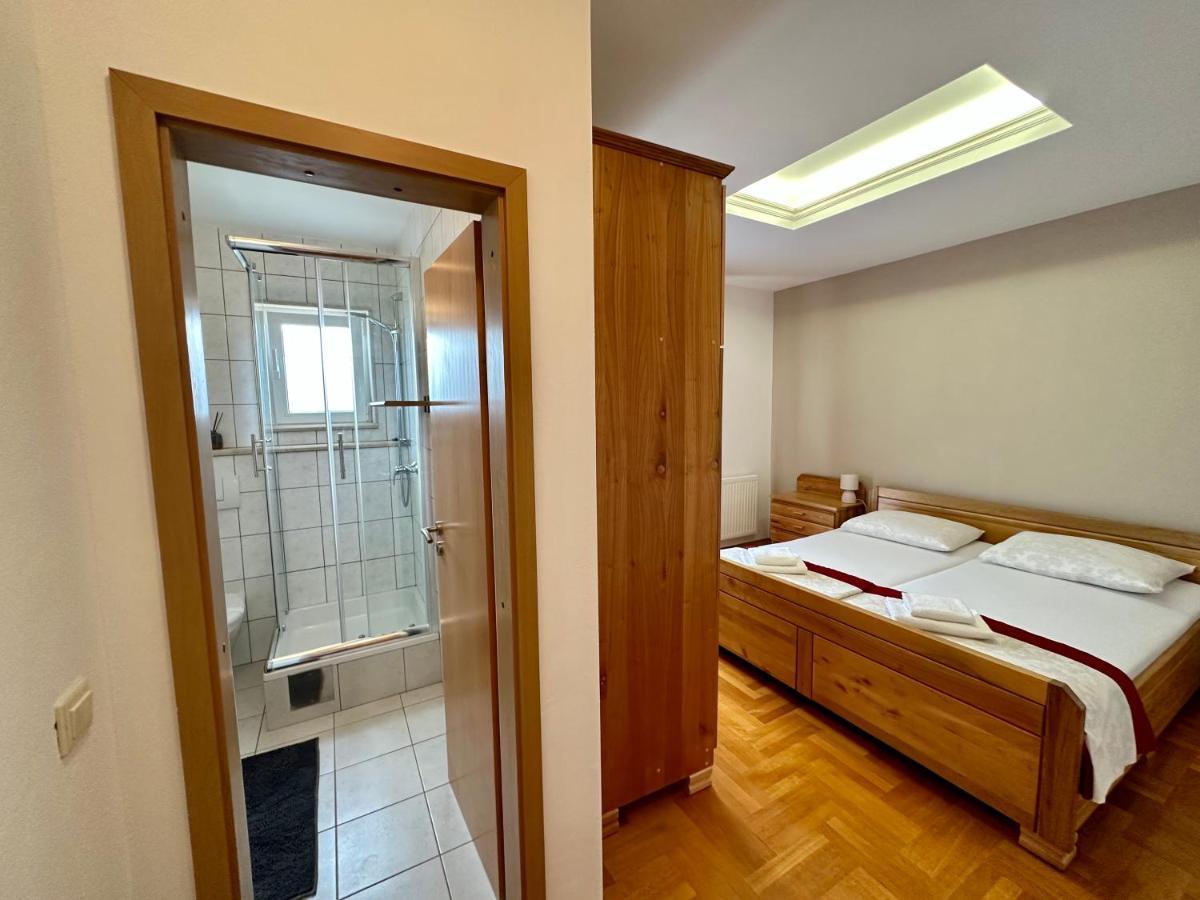 Hotel Buenavista Beach House Trogir Mastrinka Bagian luar foto