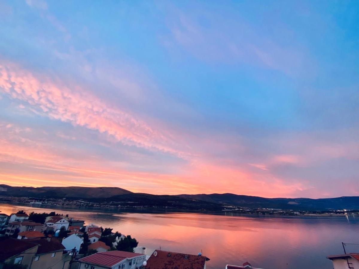 Hotel Buenavista Beach House Trogir Mastrinka Bagian luar foto