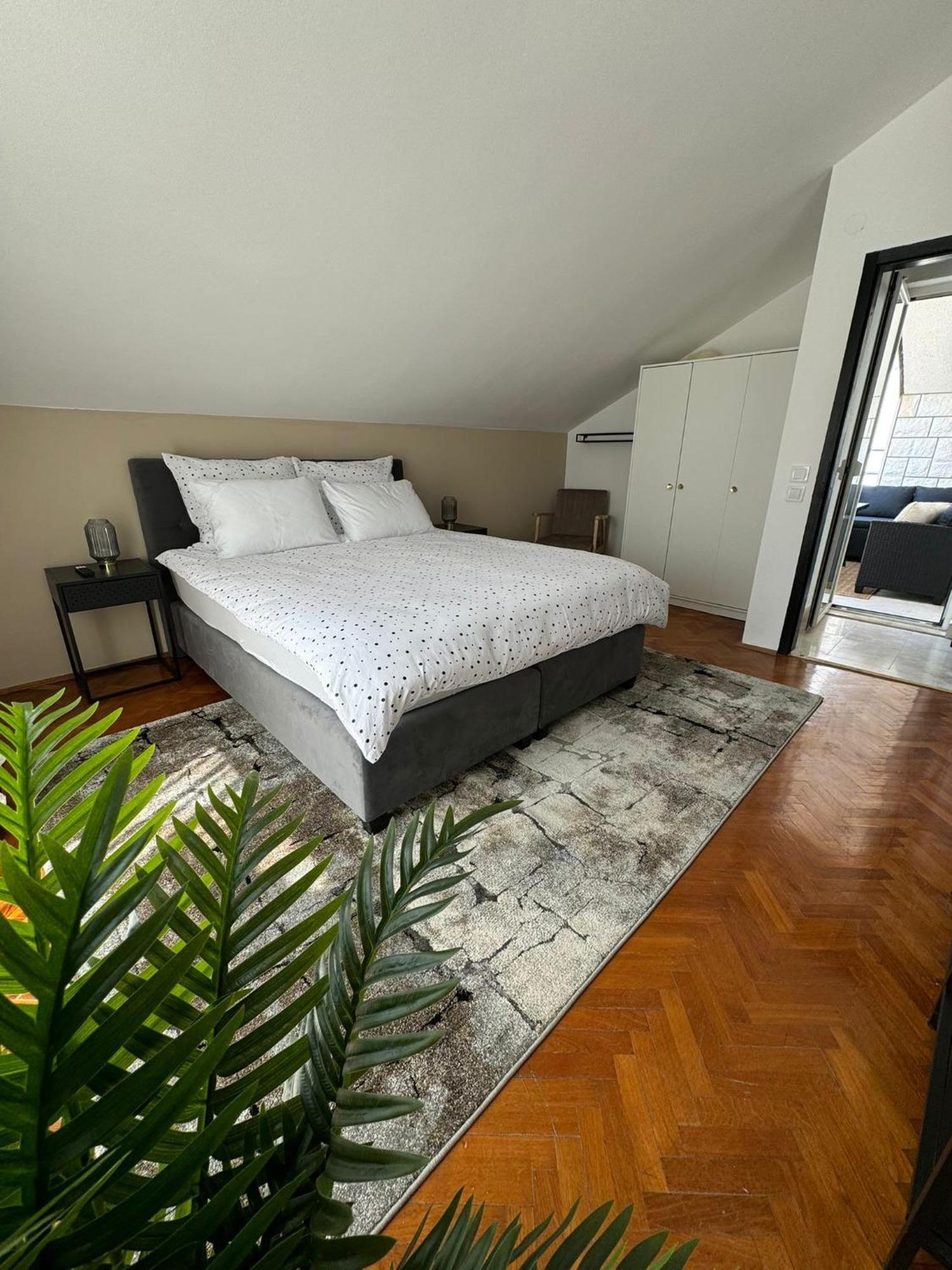 Hotel Buenavista Beach House Trogir Mastrinka Bagian luar foto